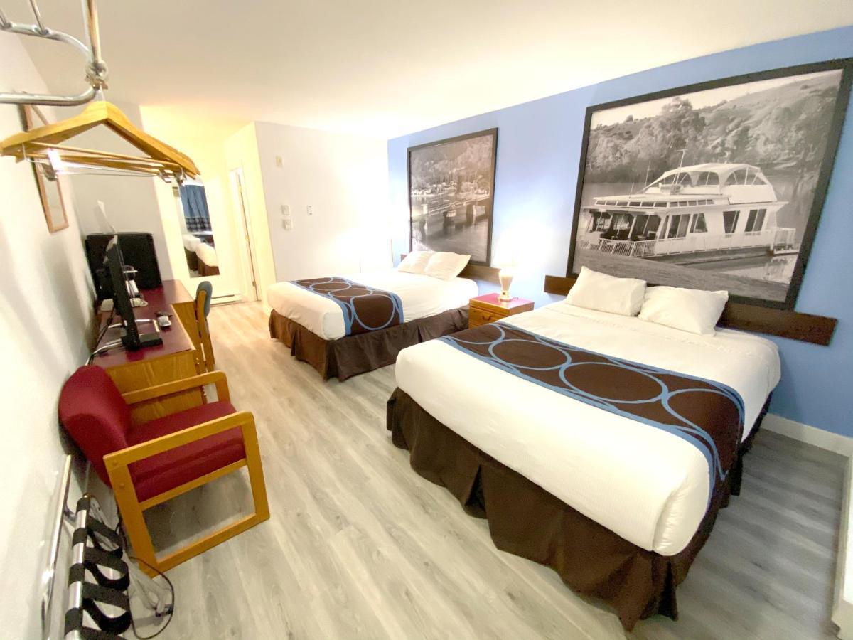 Super 8 By Wyndham Sicamous Hotel Luaran gambar